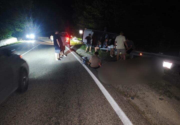 Двое погибших, 7 пострадавших: среди жертв в горах Сочи оказался 16-летний подросток