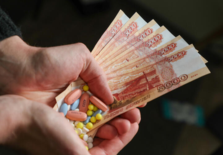  Фармацевтам будет грозить крупный штраф, если они не сообщат о дешевых аналогах более дорого лекарства