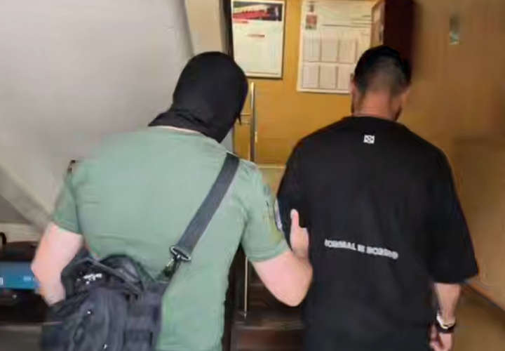 Хотел острых ощущений: в голом виде 44-летний мужчина катался на велосипеде по Краснодару