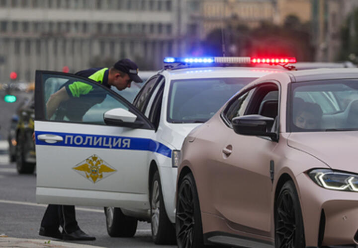 На сдачу мочи - полчаса: с 1 сентября в РФ  начнут действовать новые правила проверки водителей на опьянение