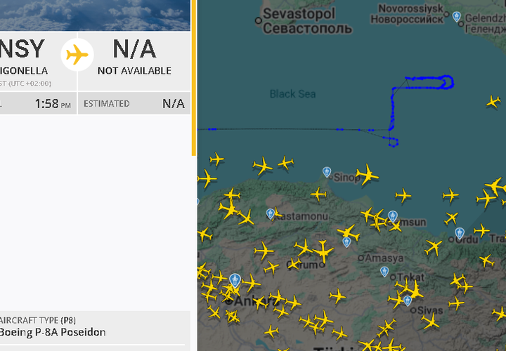 Над Черным морем, недалеко от Сочи курсирует американский разведывательный самолет