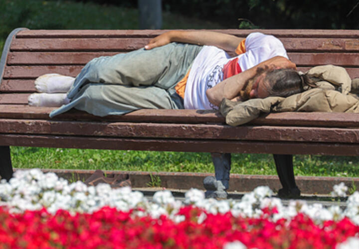 Стало известно, в каких регионах РФ жители спят дольше всего