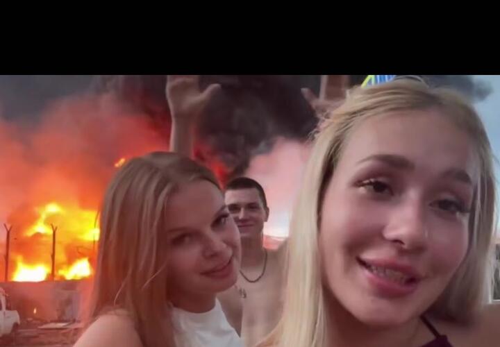 Суд оштрафовал Карину Ощуркову, записавшую видео на фоне горящей нефтебазы в Сочи