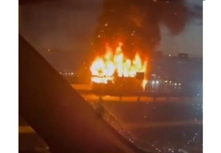 В Краснодаре черные клубы дыма возле крупного торгового центра перепугали жителей