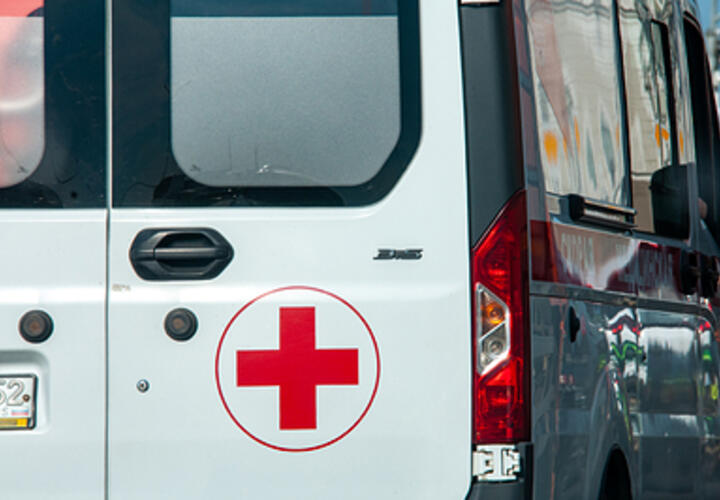 Жительница Сочи пострадала при атаке БПЛА, с осколочными ранениями её отправили в больницу