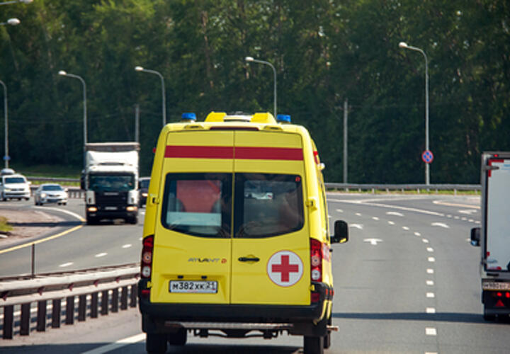 Жителя Славянска, пострадавшего от налета БПЛА, доставили на лечение в Краснодар