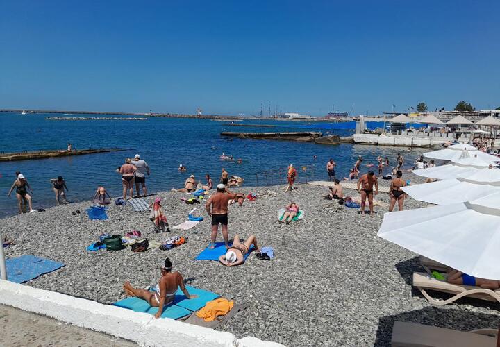 Бархатный сезон: синоптики рассказали, где морская вода теплее всего