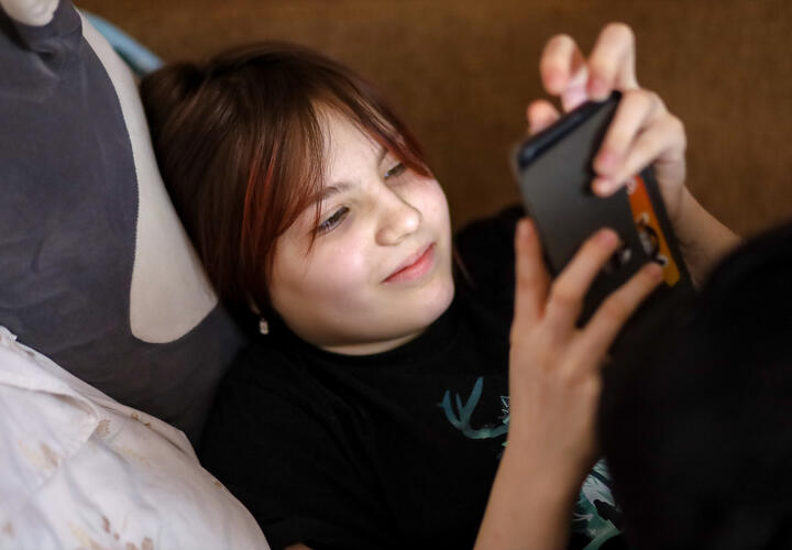 Злоумышленники притворяются школьными психологами и выманивают деньги через поддельные сайты