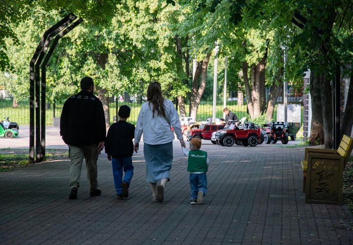 Жителей и гостей города приглашают в Чистяковскую рощу на культурную программу для всей семьи
