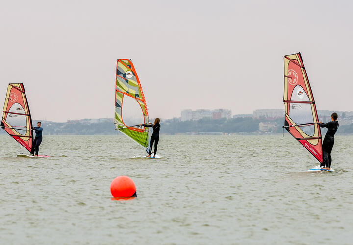 Купальный сезон - всё: какая температура моря сейчас на курортах Краснодарского края 