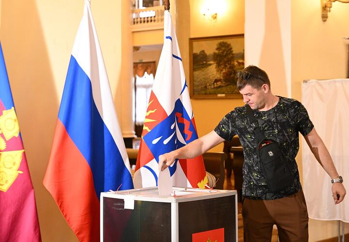 На Кубани завершен первый день выборов губернатора и местных органов власти