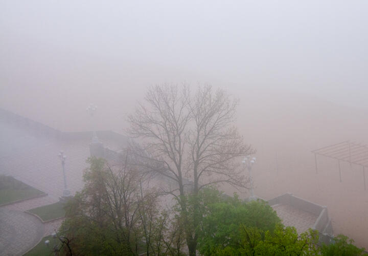 Необычное атмосферное явление переместилось из Центральной России