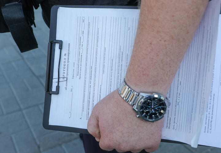 Пациенты жалуются на насекомых, которые атакуют с разных сторон