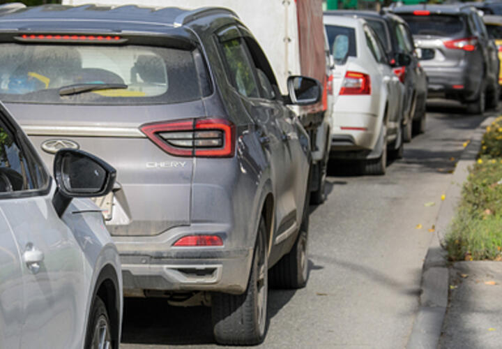 В Сочи парализовано автомобильное движение 