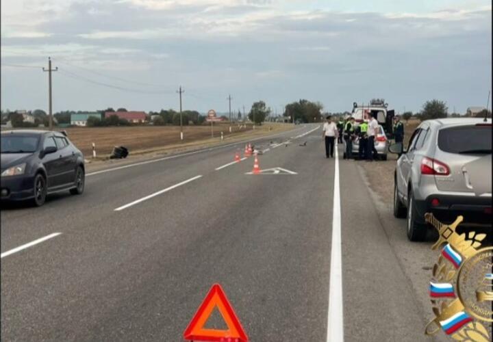 В жутком лобовом ДТП под Славянском-на-Кубани погибли два человека
