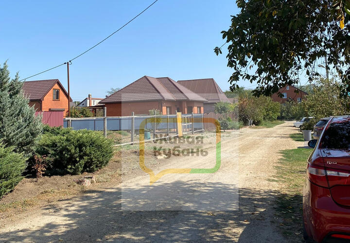 Обломки БПЛА повредили крыши жилых домов