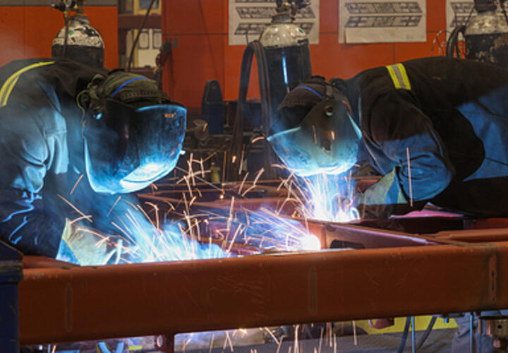 Завканцелярией техникума в Краснодарском крае бойко торговала дипломами специалистов опасной профессии