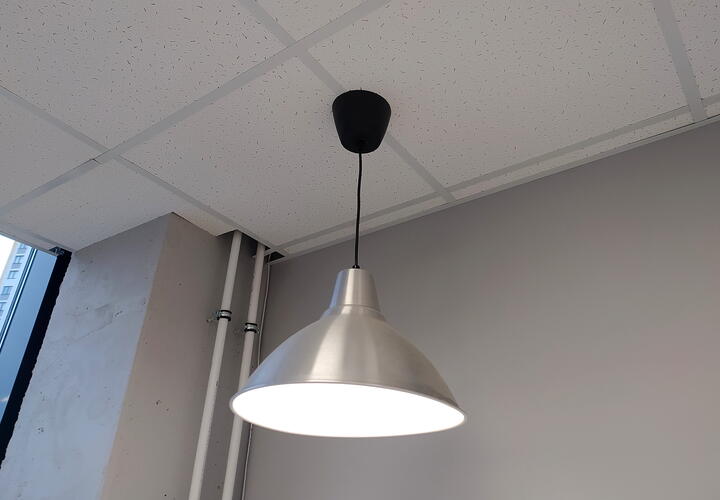 Тарелки падали, кровати ходуном