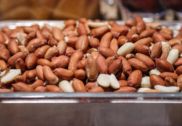 80 тонн заражённого арахиса привезли на Кубань из Индии, но возвращать или уничтожать груз не стали