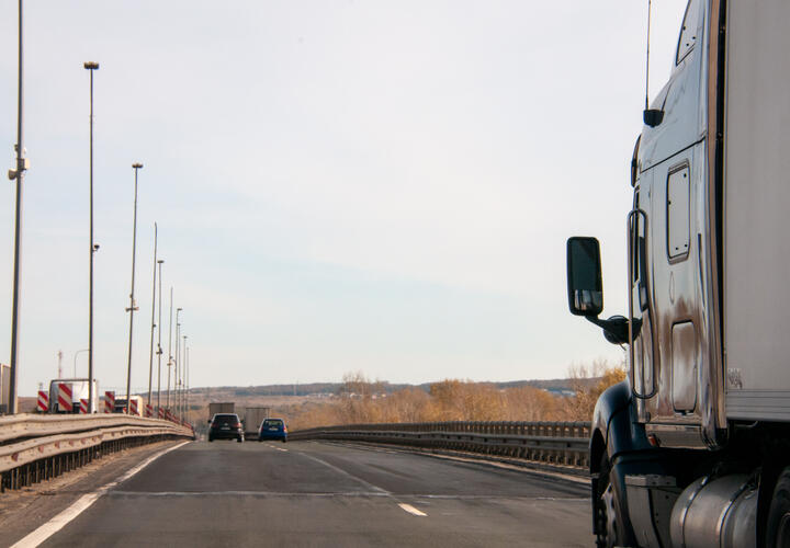 Эксперты подсказали, на какую работу устроиться кубанцам без опыта, чтобы много зарабатывать