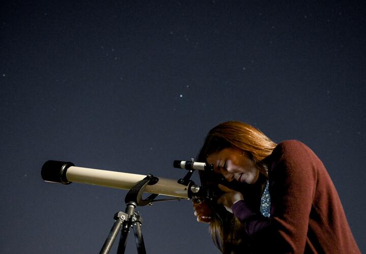 Тельцы смогут реализовать давние мечты, а Весы добьются успехов в деловых сделках