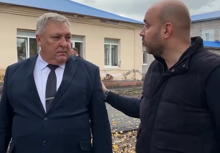 Губернатор матом послал главу района, а тот попал в больницу: детали скандального увольнения