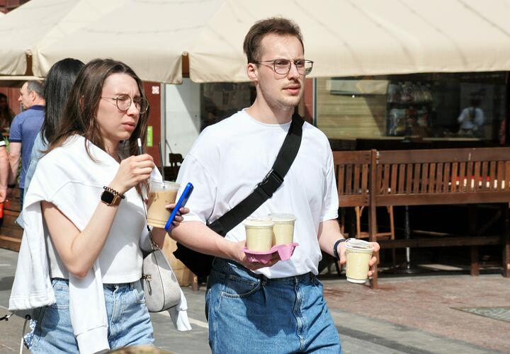 Латте с халвой: рецепт десертного кофе в домашних условиях