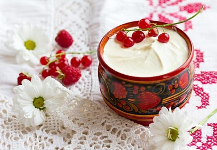 ожно ли замораживать сметану, рассказали эксперты