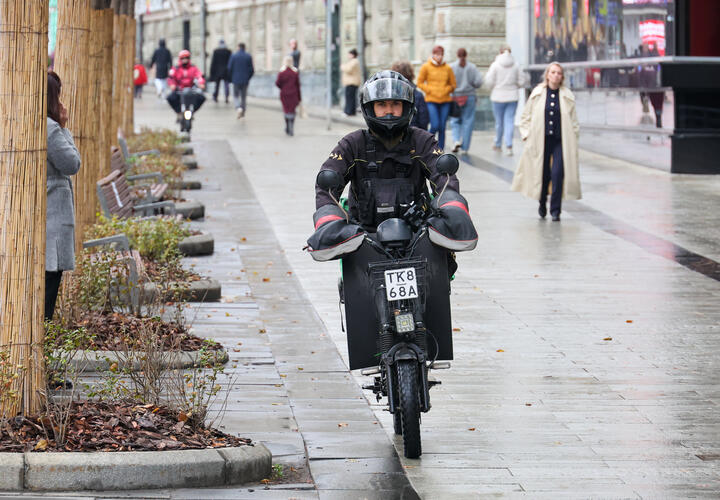 Реакцию отца обсуждают в соцсетях