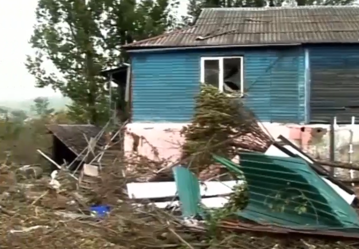 Под воду ушли дома и школы: в Туапсинском районе вспоминали жертв наводнения 2010 года