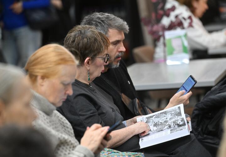 Роскомнадзор рассказал, что сделал с WhatsApp и Telegram. Приложения не работают по всей стране