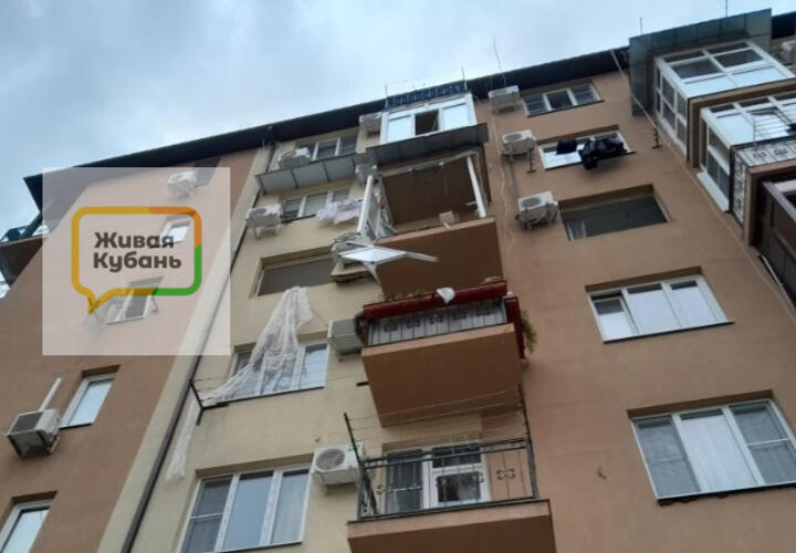 Один человек погиб, несколько в тяжелом состоянии. В городе введен режим ЧС