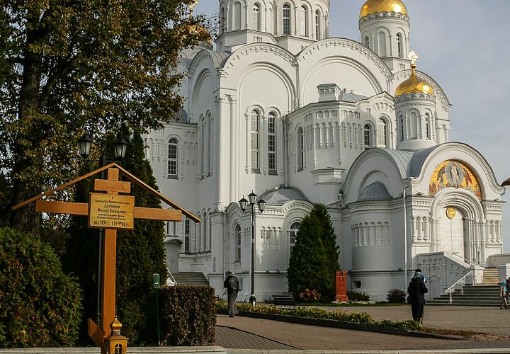 Устраивали дискотеки и крутили кино: что известно о Свято-Троицком храме в кубанской станице Ставропольской, который проиграл спор за землю