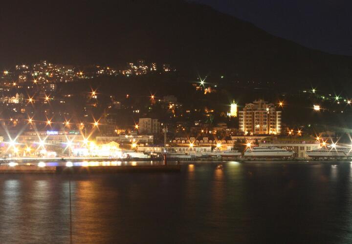 В Новороссийске отражают атаку БПЛА, звучит сирена