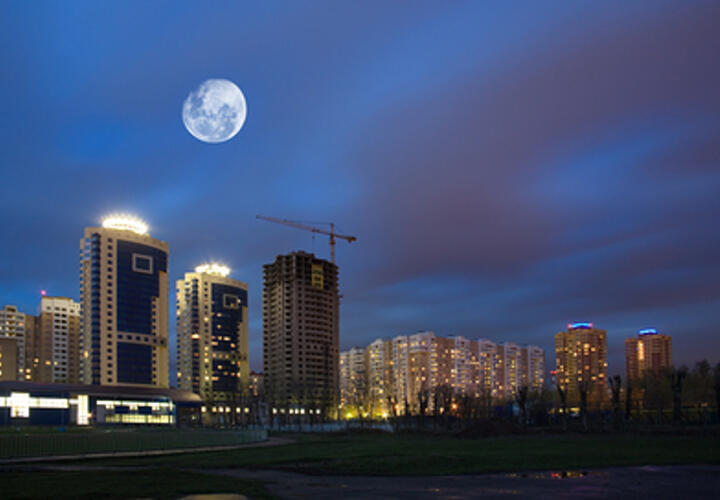 Жители Кубани увидят суперлуние: что нужно знать об этом явлении