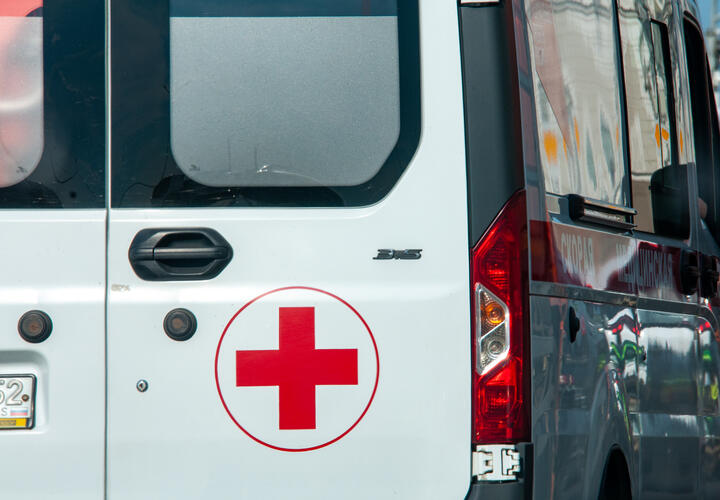 Повреждения получили дома, на месте работают экстренные службы