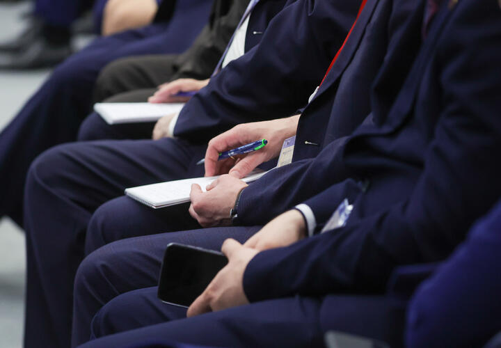 Где в России легко зарабатывать больше 100 тысяч рублей