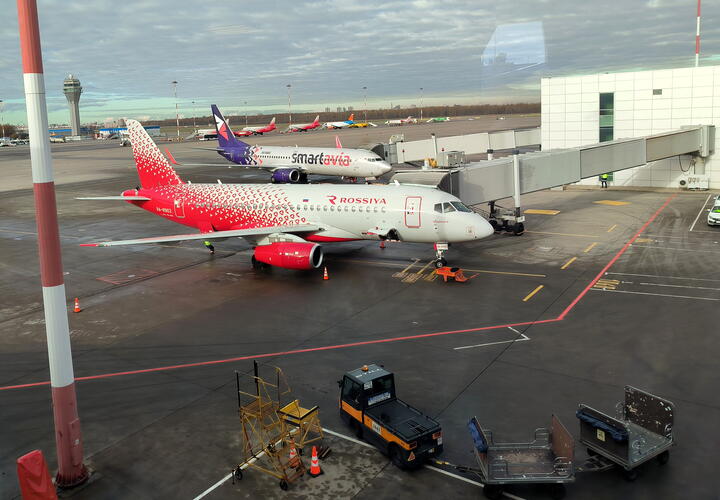 Из-за атаки БПЛА на Кубань, аэропорт Краснодара приостановил работу, самолёты отправили на другие аэродромы, рейсы задерживаются