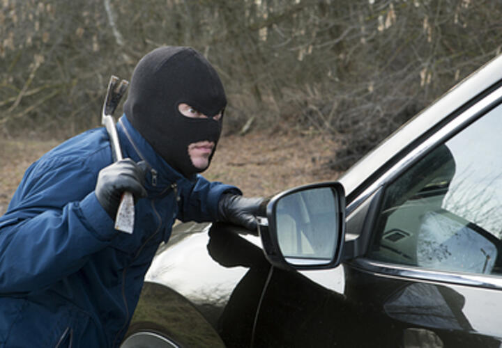 На Кубани два брата сильно пострадали от рук разбойников, которые ночью ворвались к ним в дом