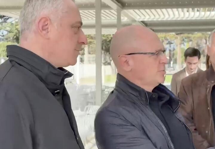 Президент Абхазии Гунба и российский представитель Кириенко осмотрели новый терминал международного аэропорта Сухума, который откроется завтра, 1 декабря