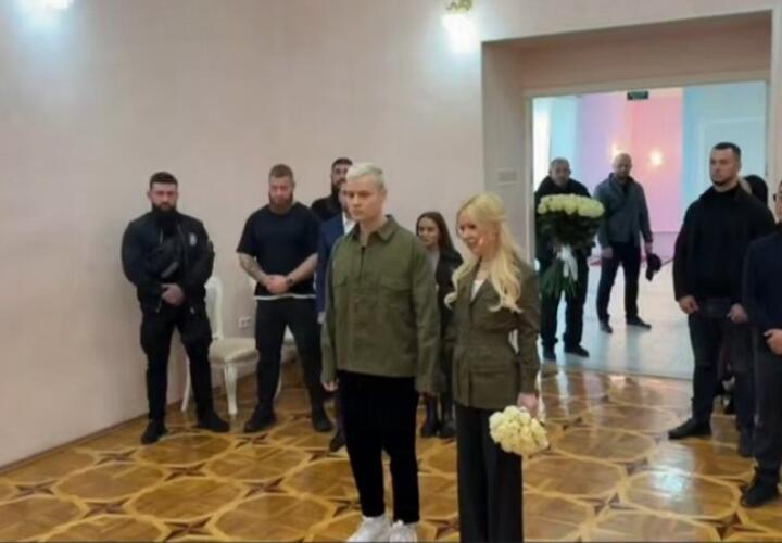 Третий брак и личная жизнь, окутанная тайной: Shaman и Мизулина поженились в Донецке