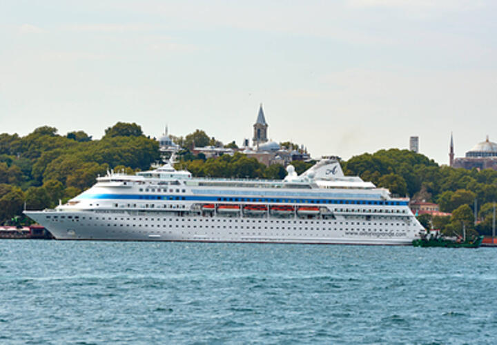 Турецкая «ответка» за Сочи: в Стамбул не пускают лайнер Astoria Grande, 600 пассажиров не могут сойти на берег