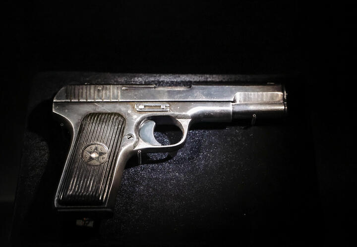 В Краснодаре на детской площадке застрелили человека 