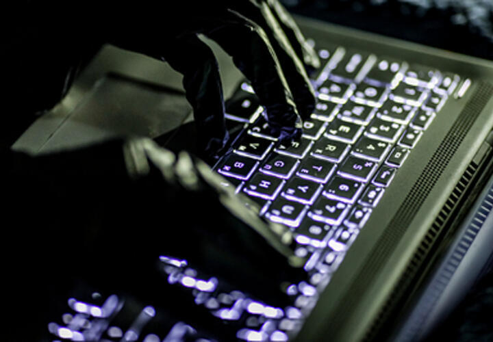 Берегитесь: главные схемы, которые проворачивают жулики перед Новым годом