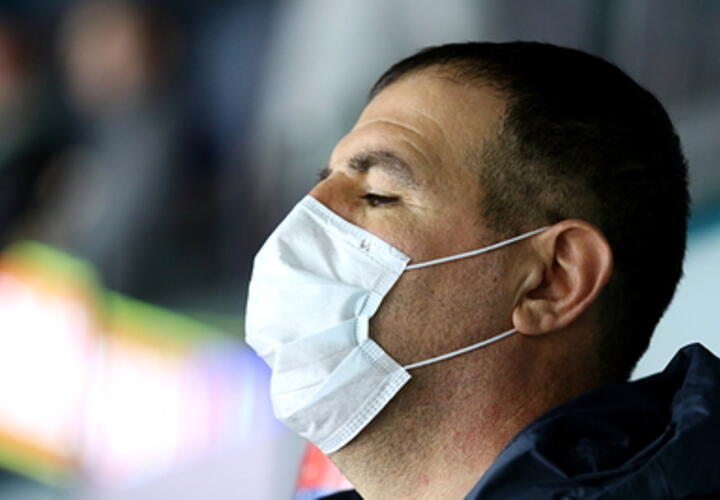 Боль и ломота в теле: ученые нашли неожиданную связь между стрессом на работе и гриппом