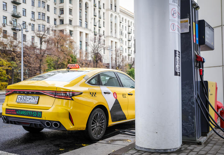 Дорогу к аэропорту закроют. Таксисты отказываются ехать. Жителей и гостей Краснодара ждут проблемы