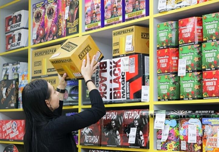 Это невыносимо: россияне рассказали, что их больше всего раздражает в новогоднюю ночь