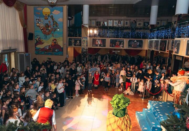 Фонд Точно ДОБРО организовал новогоднее представление для детей из семей участников СВО