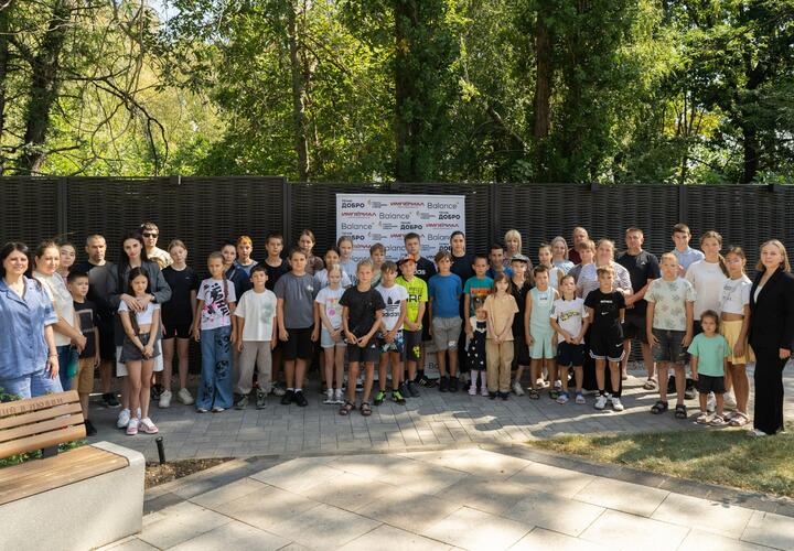 Благотворительный фонд Точно ДОБРО (основатель – Николай Амосов) дал старт проекту «Путь сильных», направленному на поддержку детей участников СВО и подростков из многодетных семей