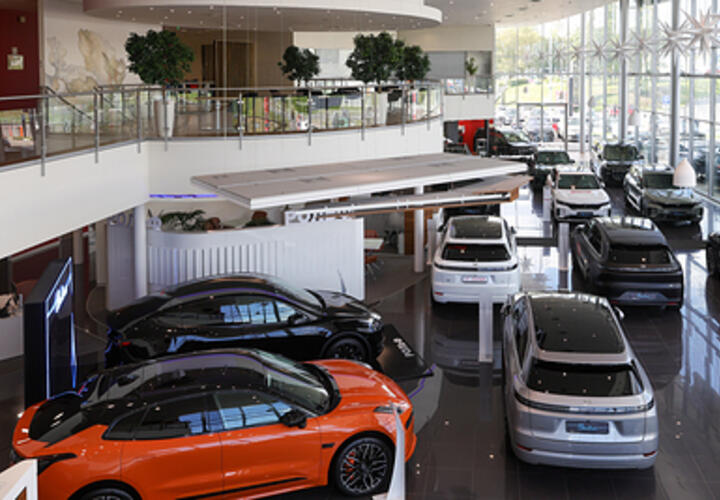 И это не «китаец»: эксперты назвали марку автомобиля, которую чаще всего ввозят в РФ